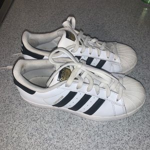 Adidas Superstar Sneakers